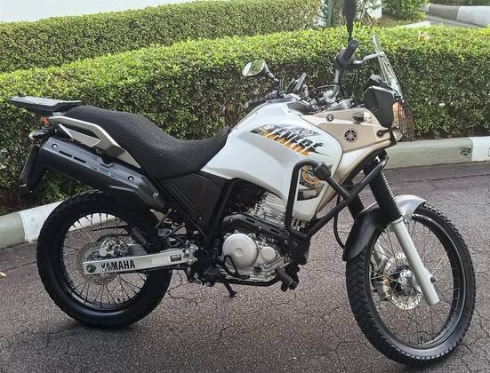 YAMAHA XTZ 250 TÉNÉRÉ YAMAHA XTZ 250 TÉNÉRÉ